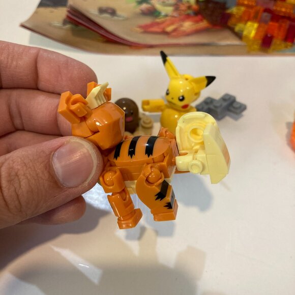 Pokemon Mega Construx Volcano Rivals FNF08 Near Complete Set + Manual - Picture 3 of 8